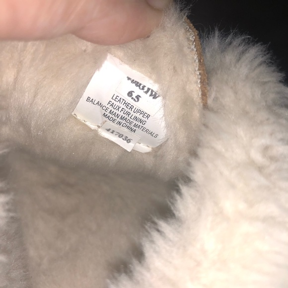 Minne tonka ladies slippers size 6.5 - Picture 8 of 8